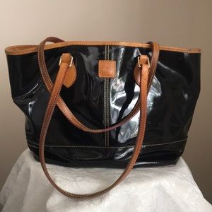 Dooney & Bourke black purse